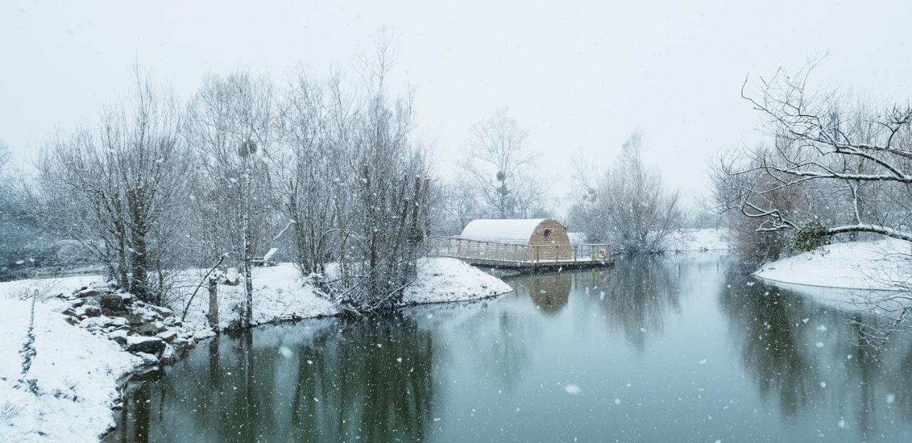 Lodges Des Grands Crus Chablis Exterior foto